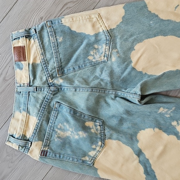 BDG High Rise Baggy Drip Dyed Denim Jeans, Size 26 - Picture 13 of 15